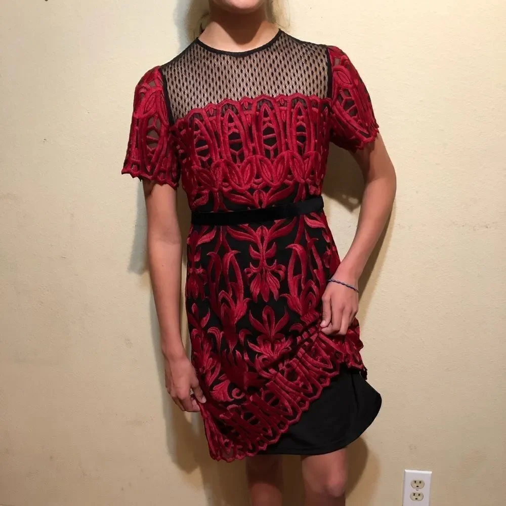 Foxiedox Rosa Lynn Crochet Dress Size Small - Picture 6 of 8